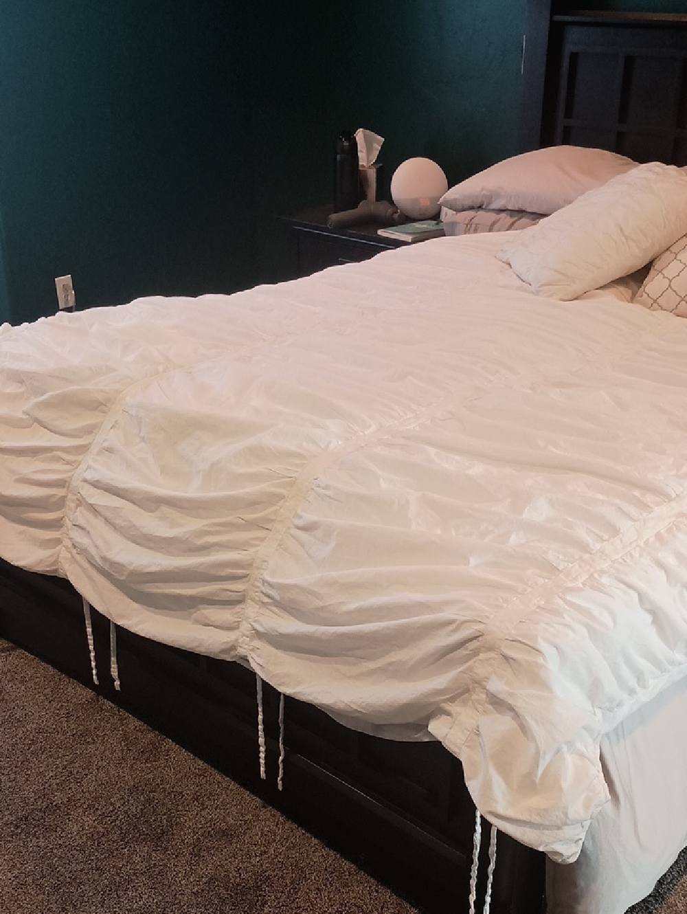 Pottery Barn Hadley White Ruched Duvet Cover Queen/Full
